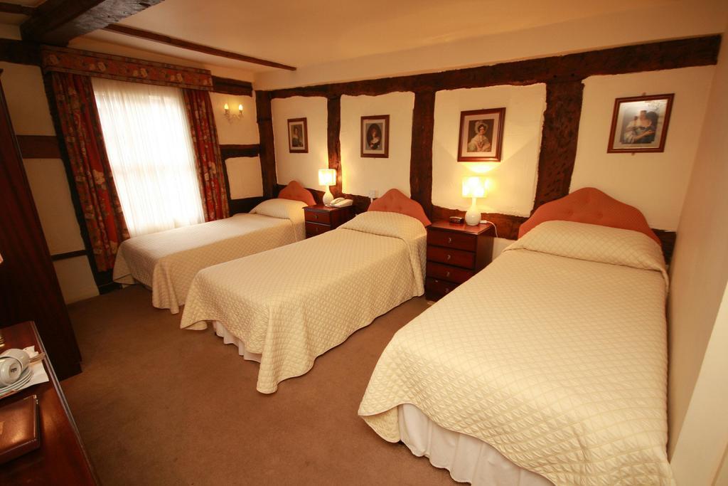 Crown Hotel Nantwich Room photo