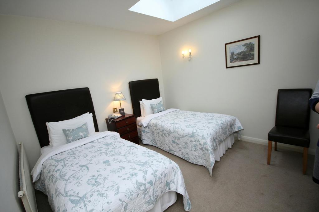 Crown Hotel Nantwich Room photo