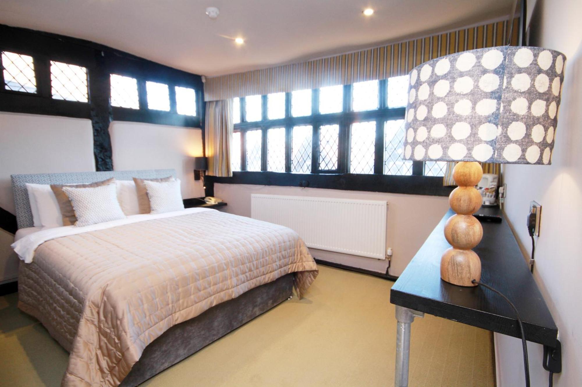 Crown Hotel Nantwich Exterior photo