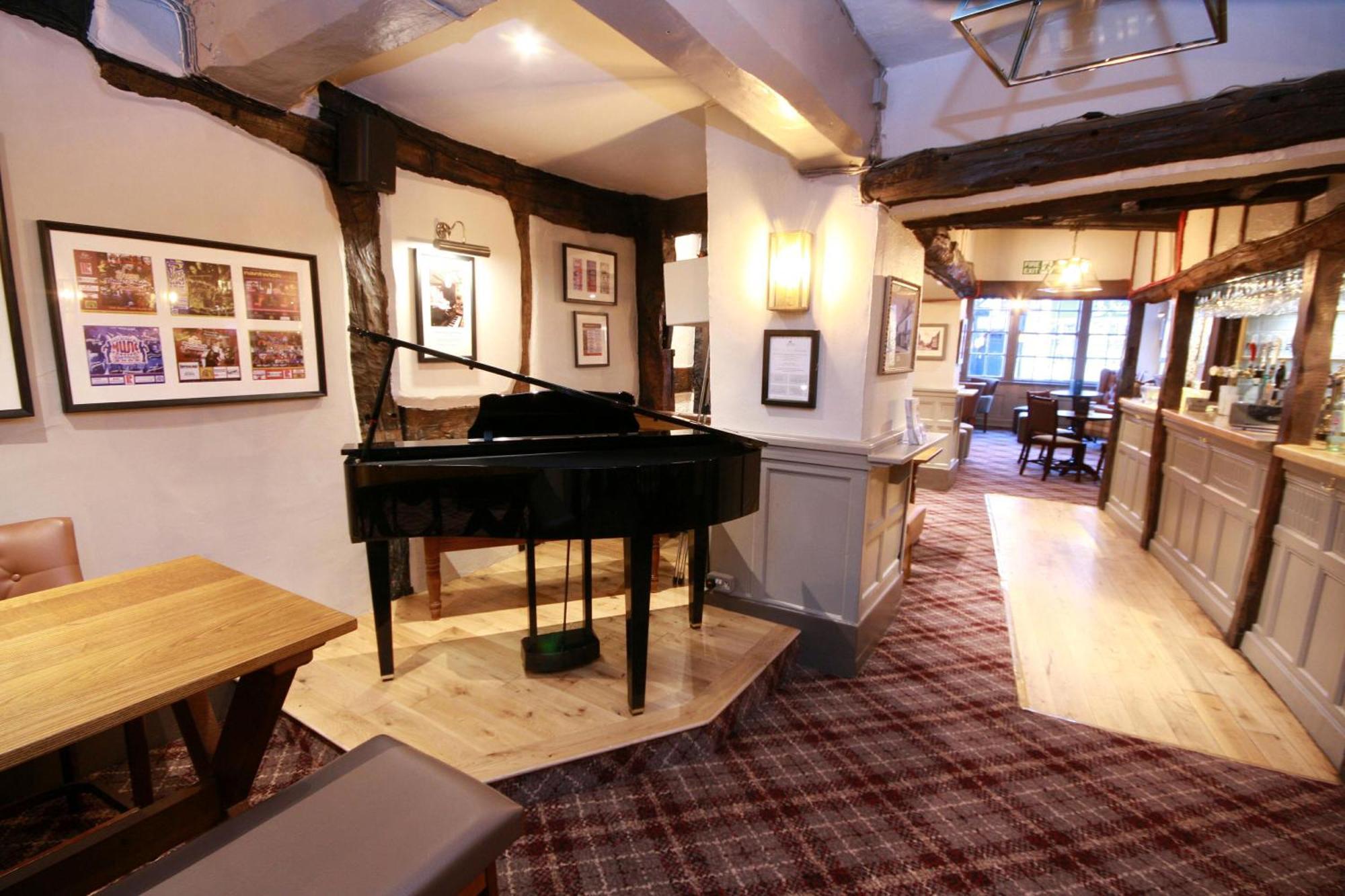 Crown Hotel Nantwich Exterior photo