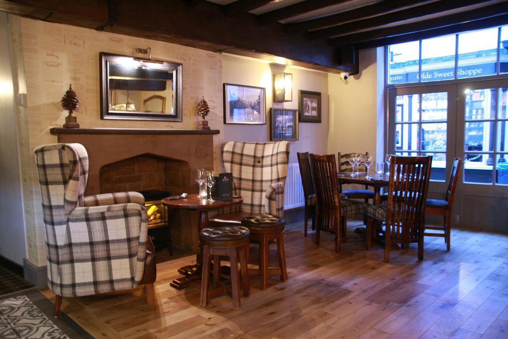 Crown Hotel Nantwich Exterior photo